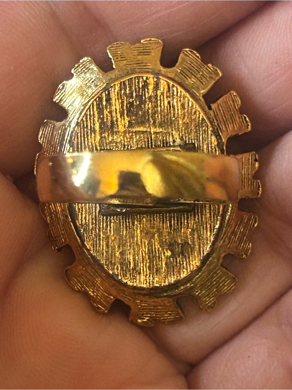 Vintage Cameo Statement Ring (1968-72) - Picture 3 of 8
